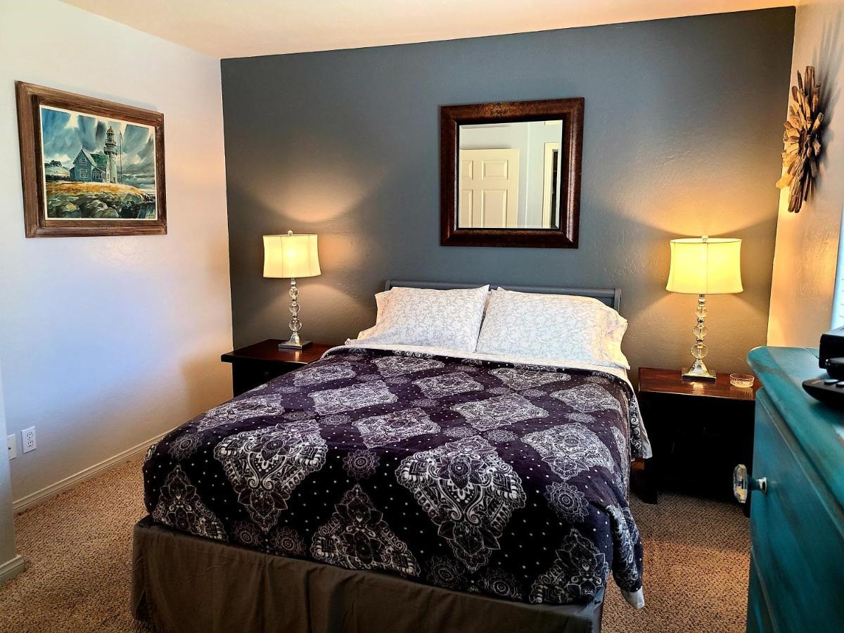 Sacred Mtn River Suites Кернвилл Экстерьер фото